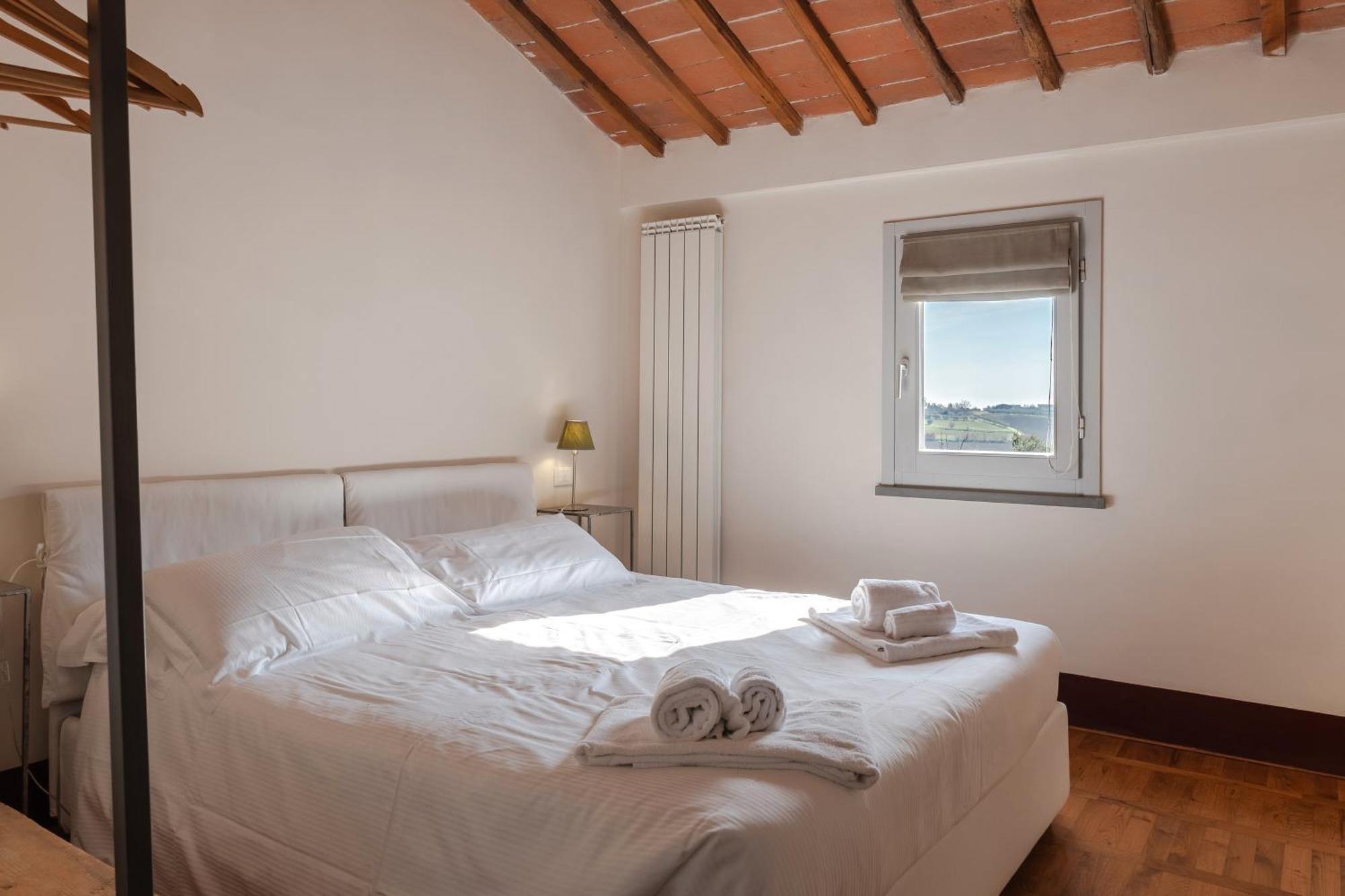 Borgo Syrah Hotel กอร์โตนา ภายนอก รูปภาพ
