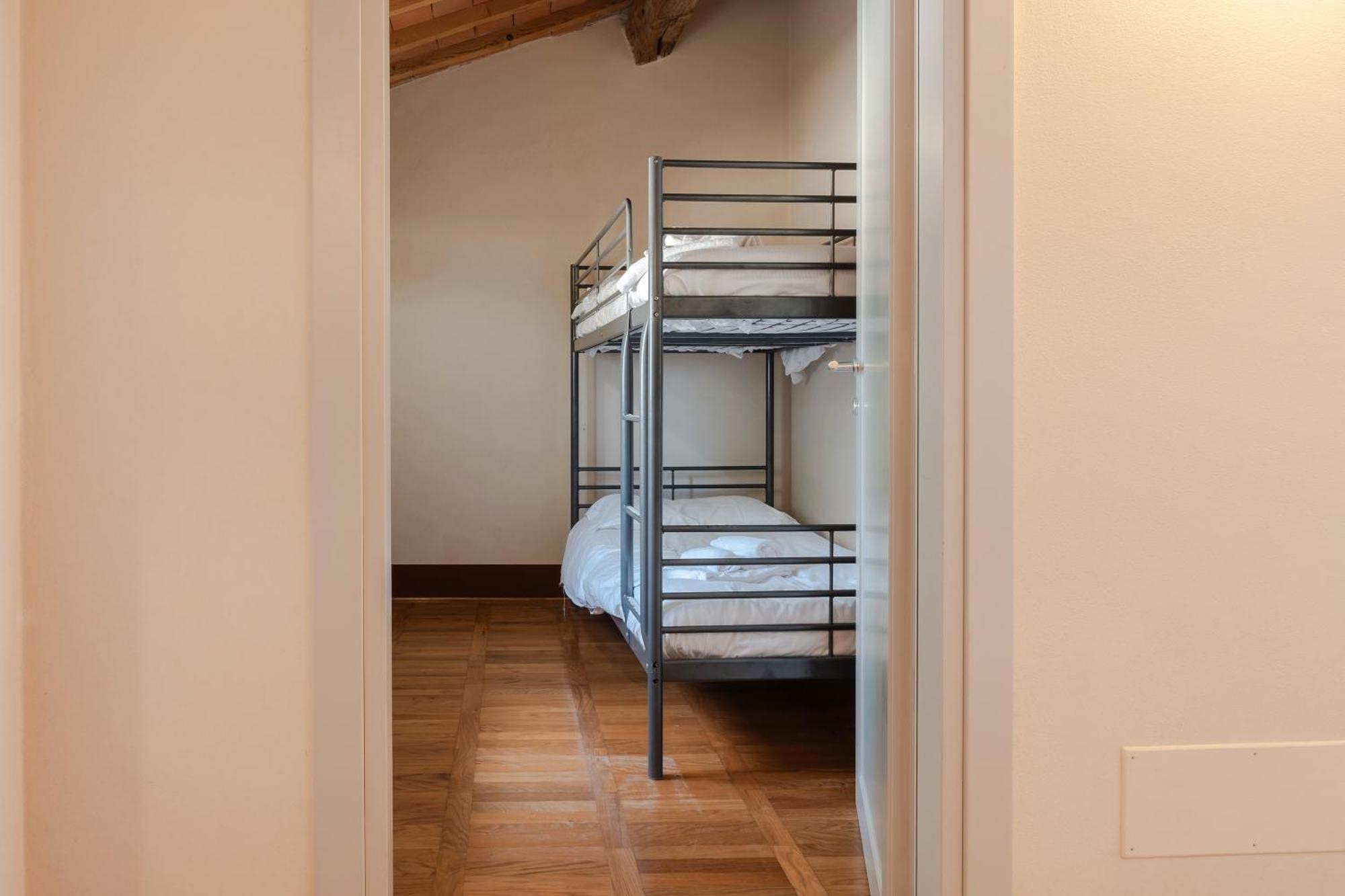 Borgo Syrah Hotel กอร์โตนา ภายนอก รูปภาพ