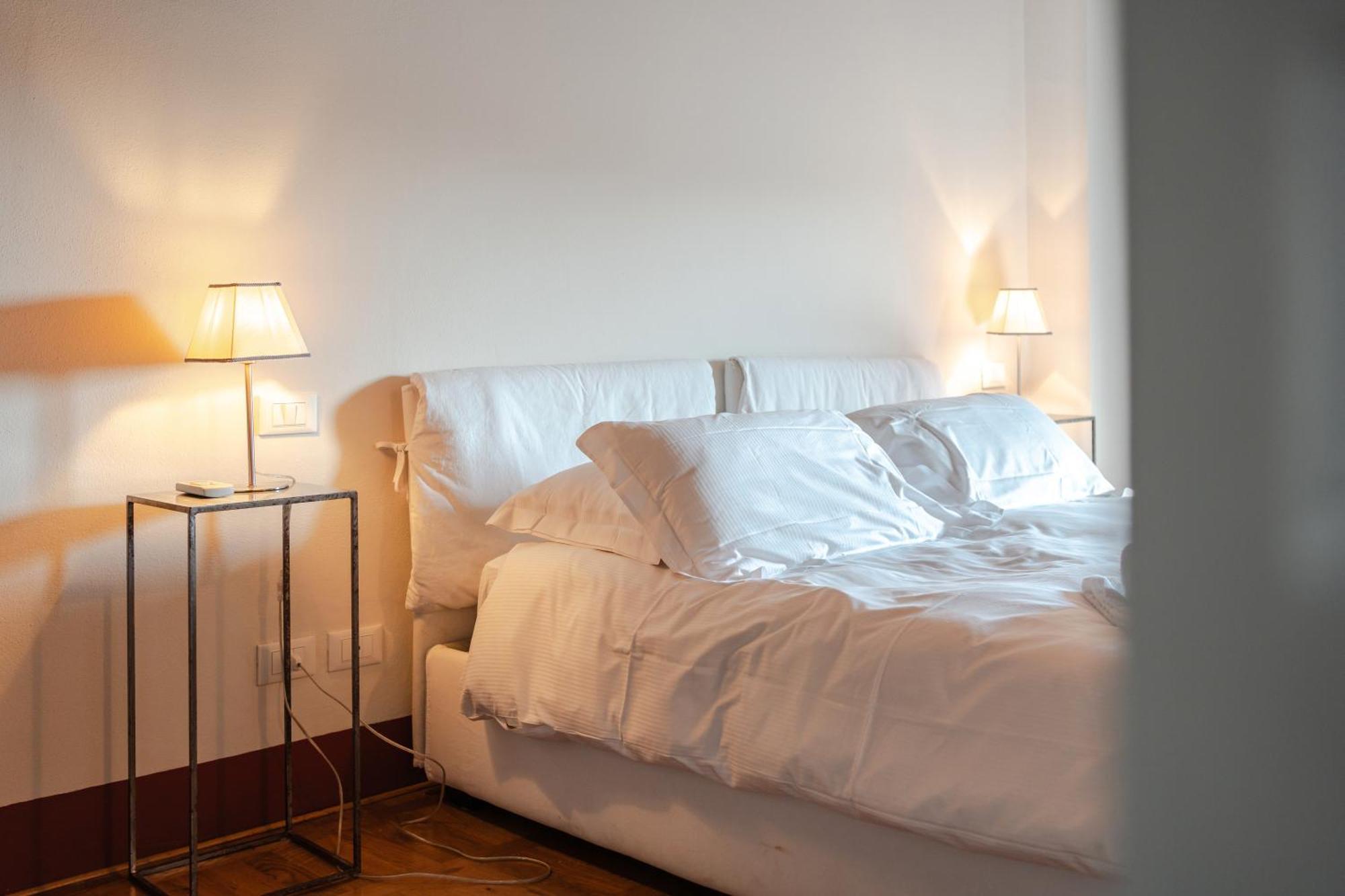 Borgo Syrah Hotel กอร์โตนา ภายนอก รูปภาพ