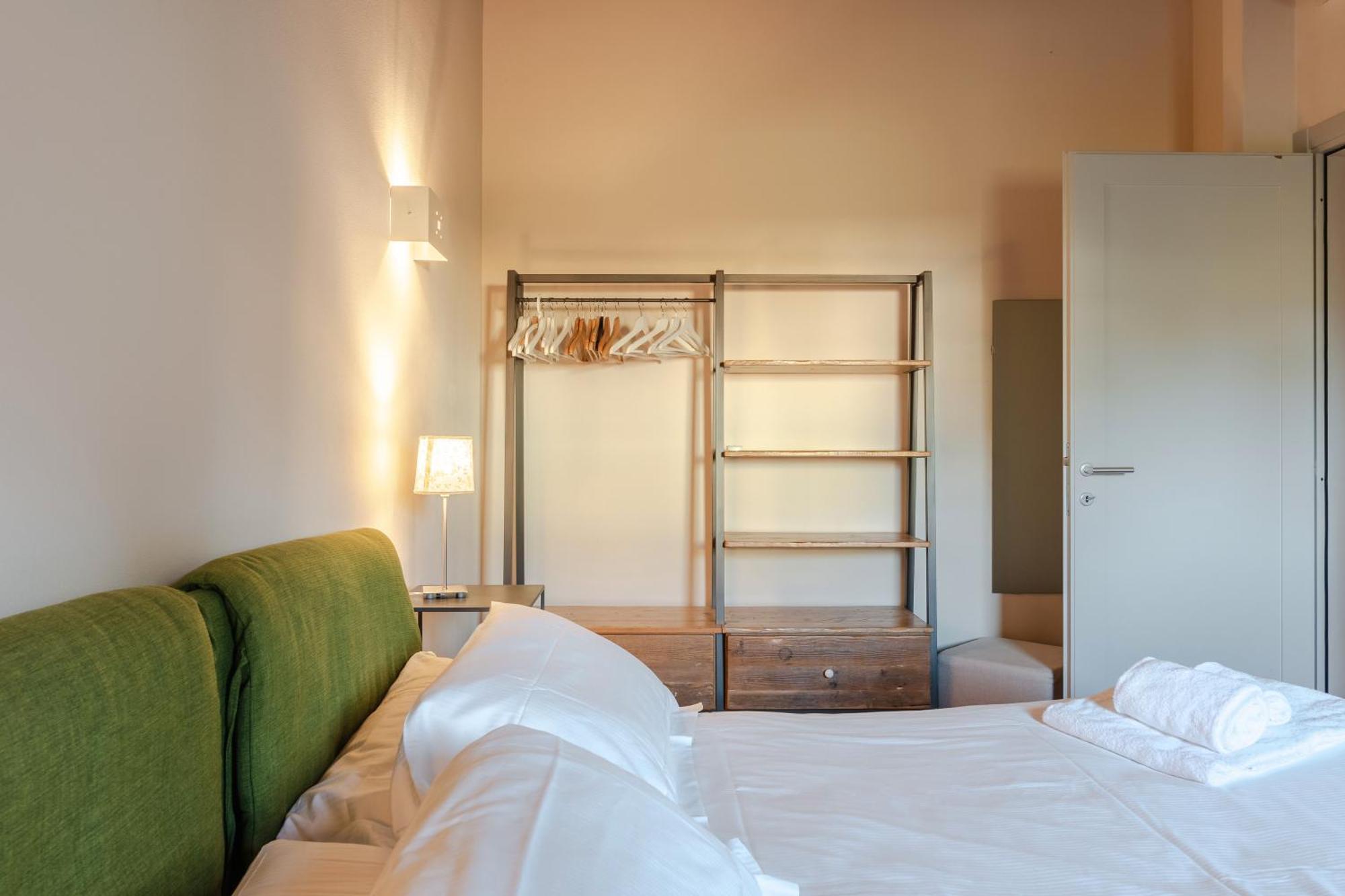 Borgo Syrah Hotel กอร์โตนา ภายนอก รูปภาพ