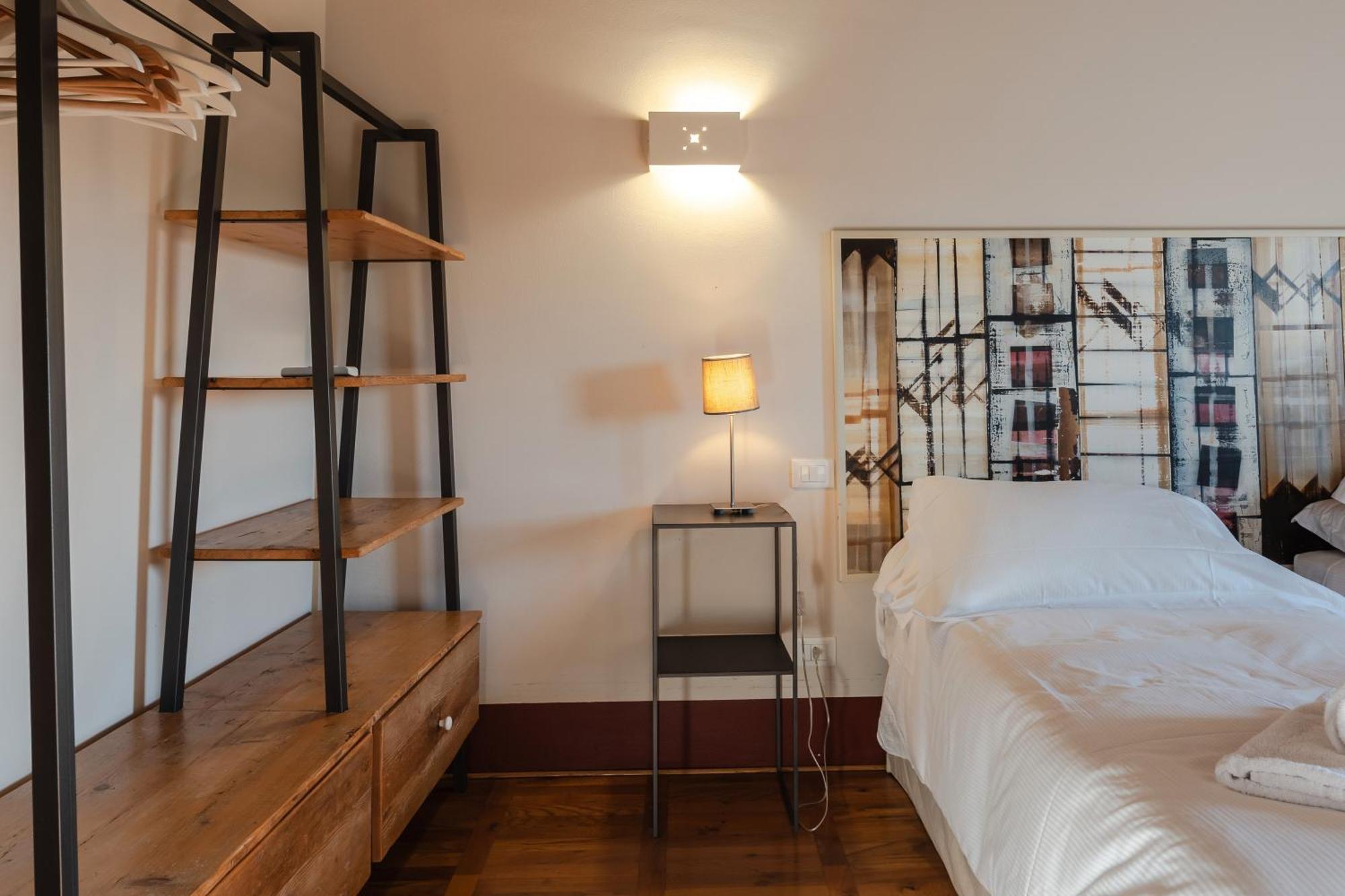 Borgo Syrah Hotel กอร์โตนา ภายนอก รูปภาพ